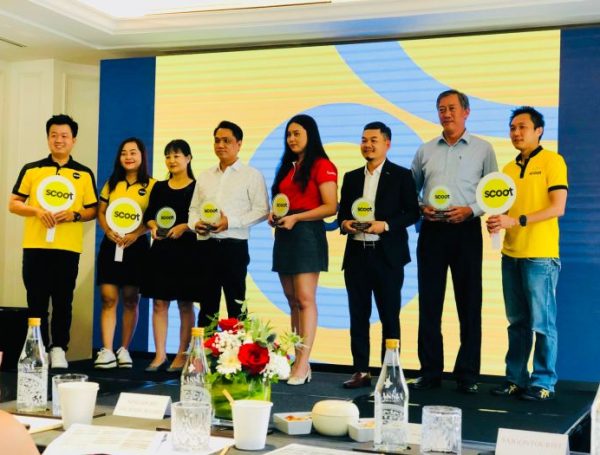 Lữ Hành Việt – Du Lịch Việt Nam nhận giải thưởng top đầu đại lý vé đoàn do hãng hàng không Scoot trao tặng